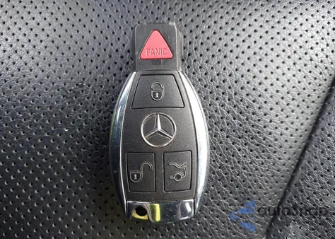 2015 Mercedes-Benz S 550 4Matic z USA, uszkodzony, nr VIN WDDUG8FB1FA084293